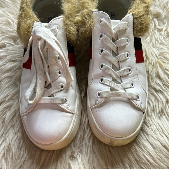 Steve madden white striped faux fur trim casual sneaker low top women’s 7.5 - Picture 5 of 9